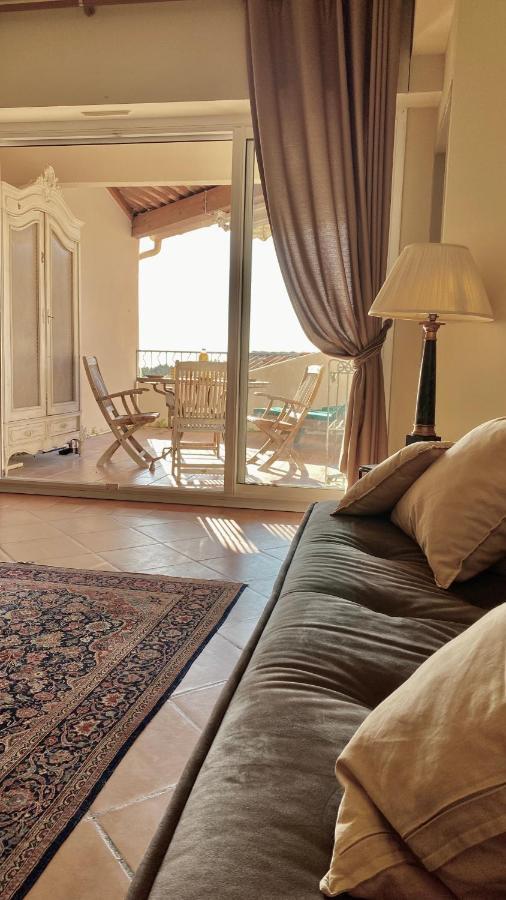 Hameau Des Amandiers-Vue Mer & Golf Saint-Cyr-sur-Mer Bagian luar foto